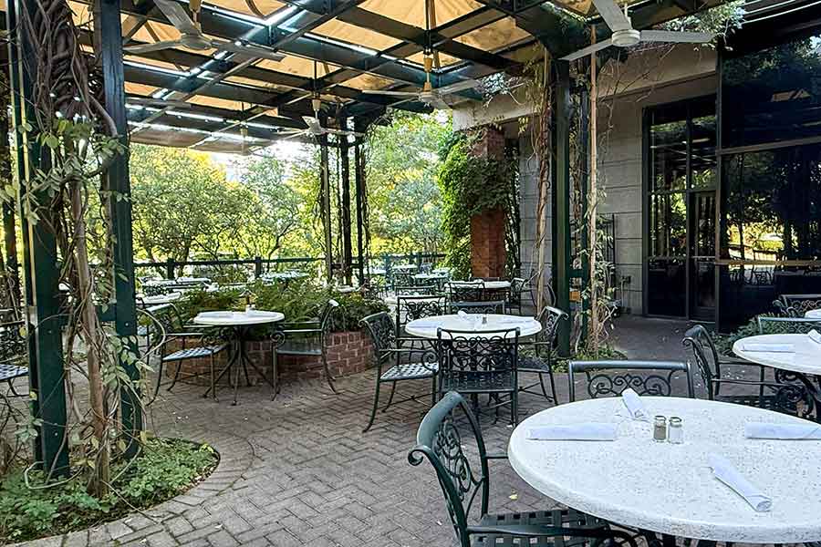 Green Valley Grill Courtyard